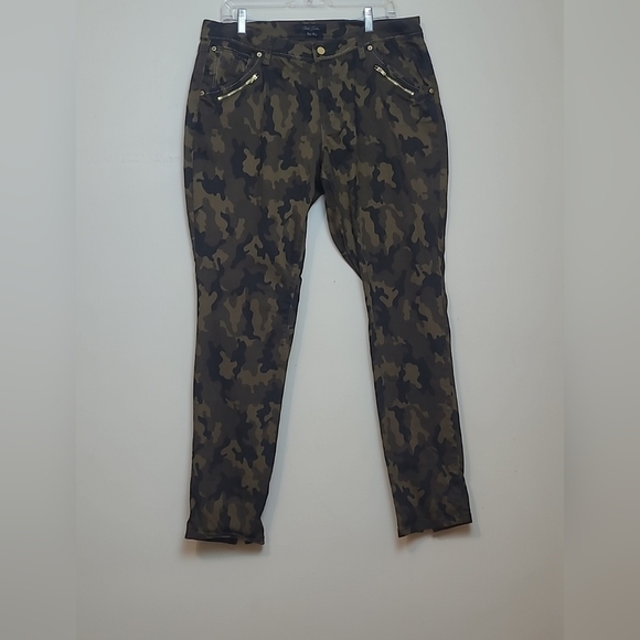 Poetic Justice Maya Skinny Womens Camouflage Green Brown Jeans Size 32R - Picture 1 of 12